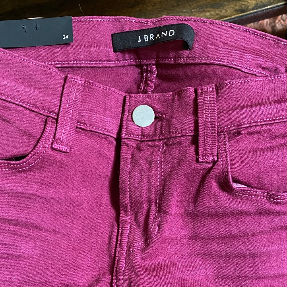 J Brand Women's Vibrant Loganberry Skinny Jeans NWT